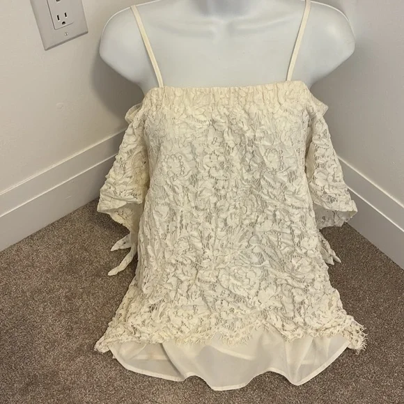 Vintage 1990’s Ivory Lace Women's off shoulder Top - Picture 1 of 12